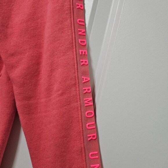 Under Armour Sweatshirt Women's Sm Pink Cowl Neck Loose Fit Mesh Sleeve Insert - Picture 5 of 10